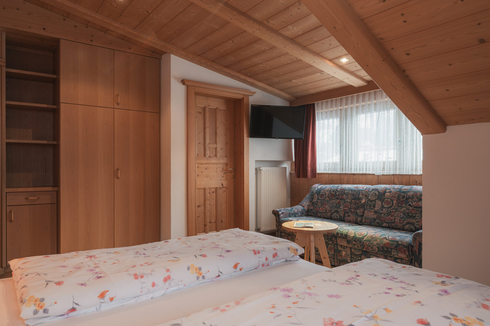 DZ Haupthaus ohne Balkon 1