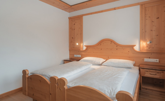 DZ ohne Balkon Nebenhaus 2