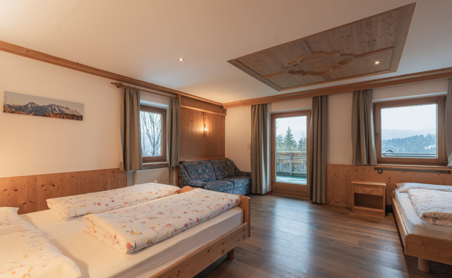 Dreibettzimmer Haupthaus 2