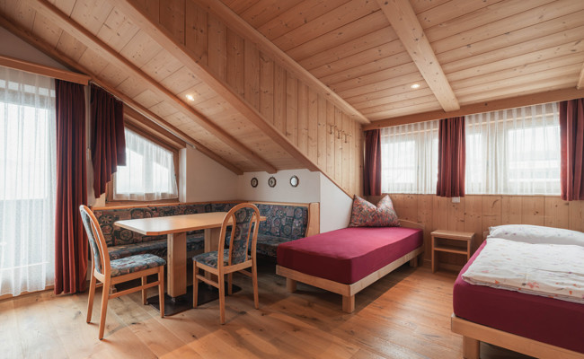 FZ Haupthaus 2