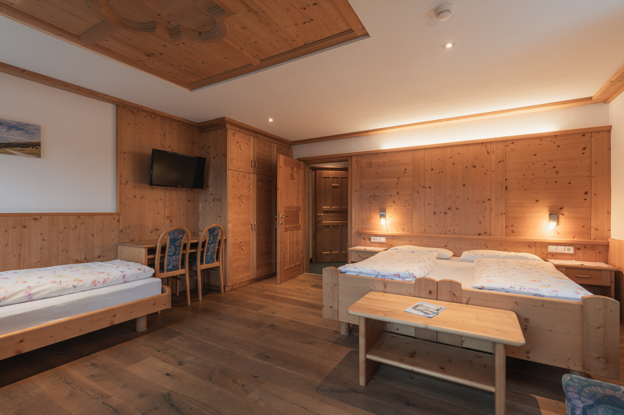 Dreibettzimmer Haupthaus