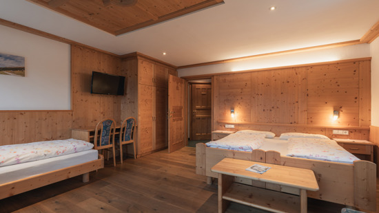 Dreibettzimmer Haupthaus