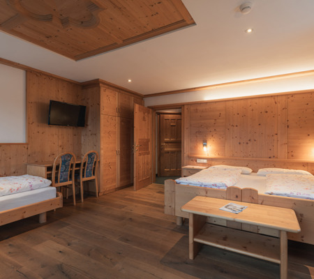 Dreibettzimmer Haupthaus